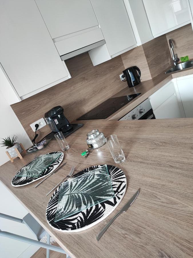 Chic Et Moderne+Wifi+Netflix Apartment Argenteuil Exterior photo